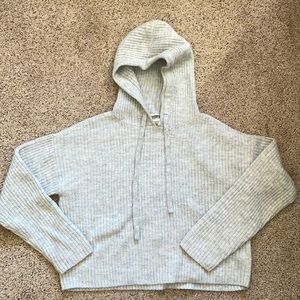 PINK VS cropped boxy sweater hoodie- like new, small/ medium